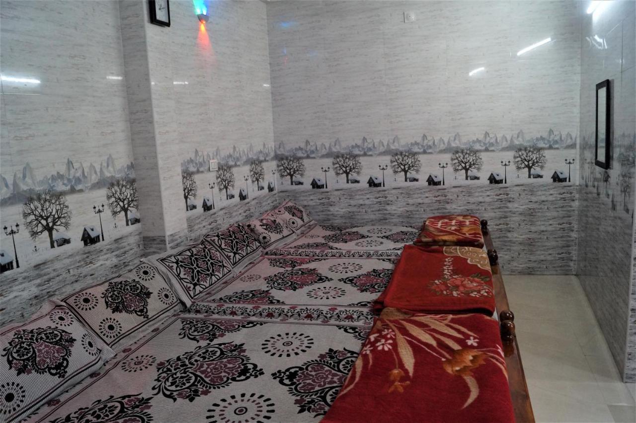 Wins Rooms Vālpārai Екстериор снимка