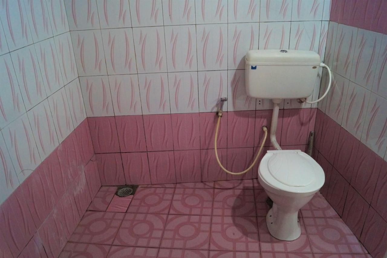 Wins Rooms Vālpārai Екстериор снимка